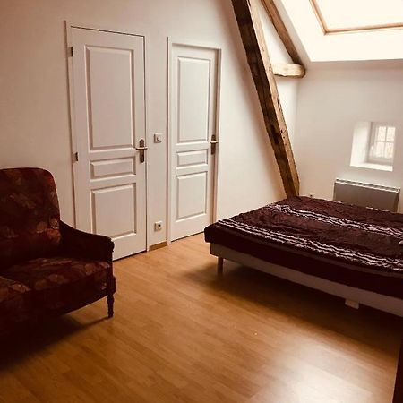 Chambre Du Ru D Ausson Châtel-Censoir エクステリア 写真