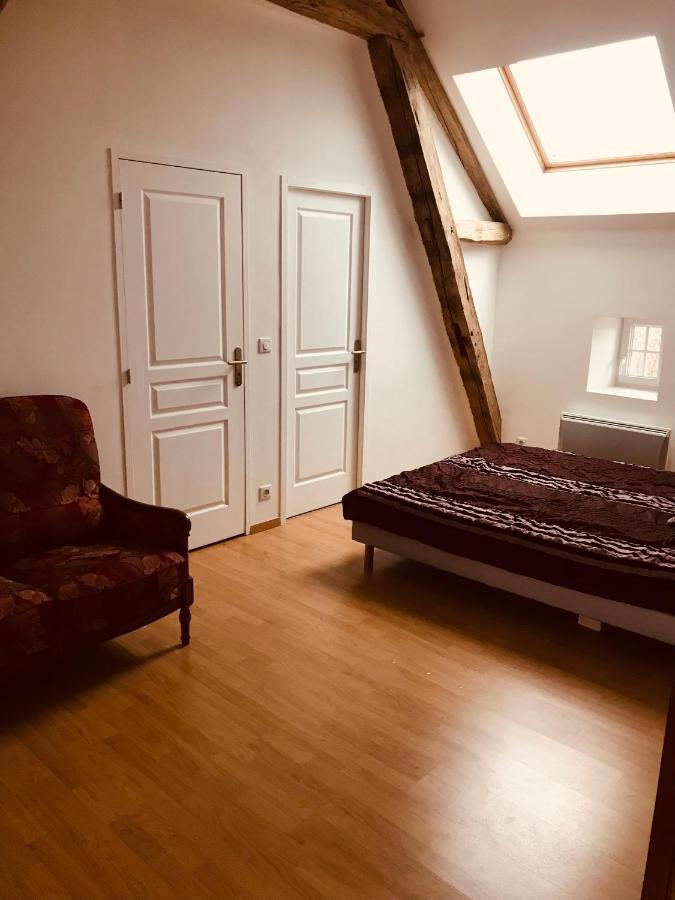 Chambre Du Ru D Ausson Châtel-Censoir エクステリア 写真