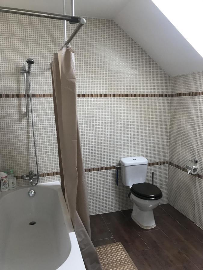 Chambre Du Ru D Ausson Châtel-Censoir エクステリア 写真